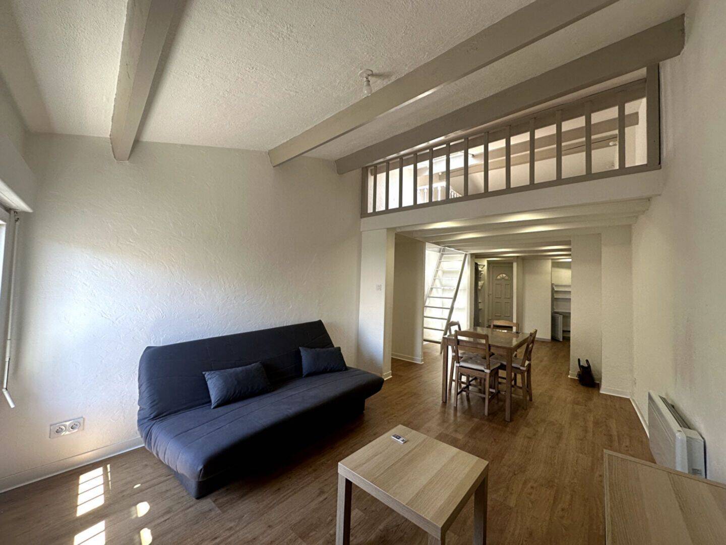 Appartement 1 pièce 37 m² · à Le Luc · 37,5 m² · 580 €/mois