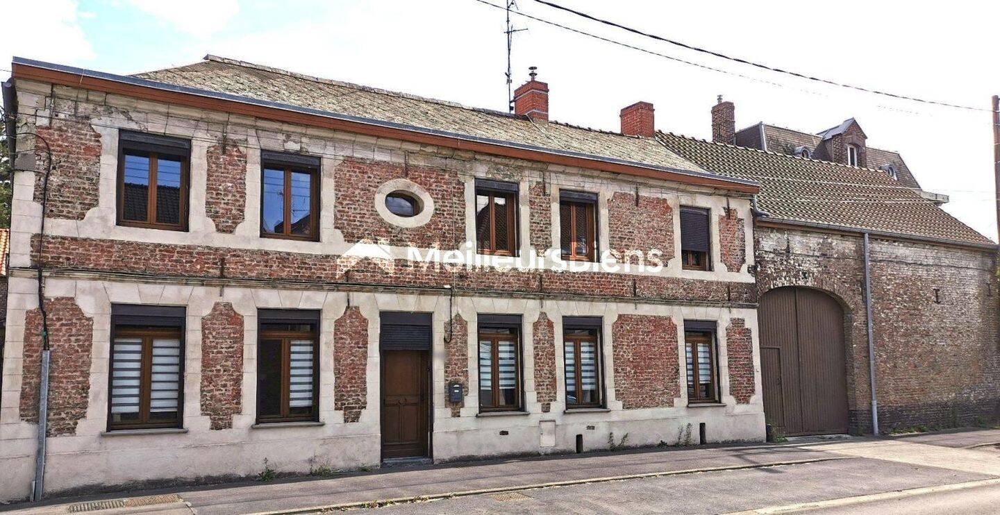 Maison 6 pièces 142 m² · à Onnaing · 142 m² · 182 000 €