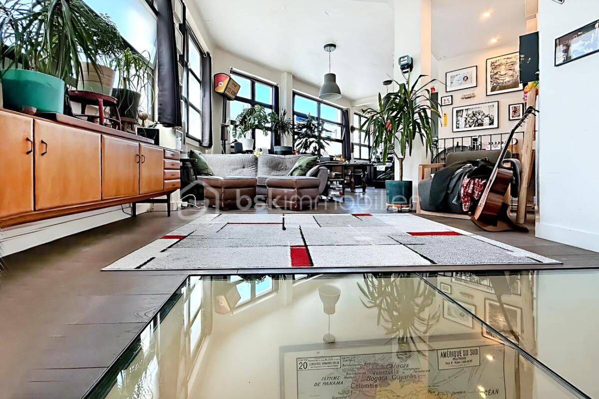 Appartement 3 pièces 67 m² · à Paris 19ème Arrondissement · 67 m² · 570 000 €