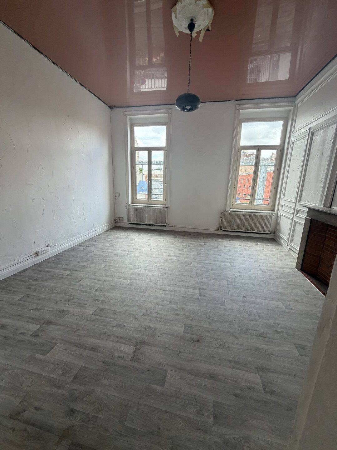 Appartement 4 pièces 90 m² · à Roubaix · 90 m² · 950 €