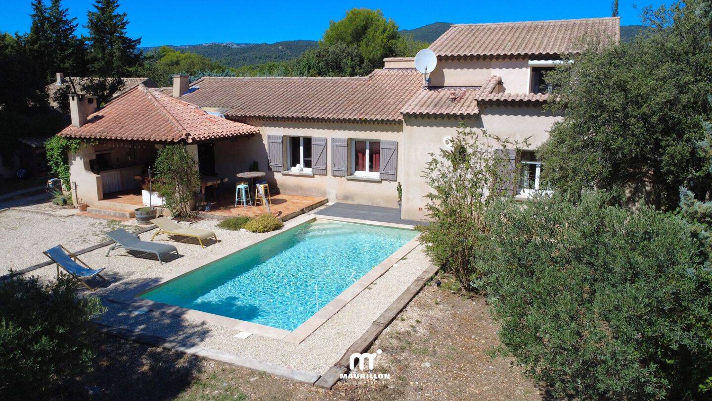 Maison 7 pièces 175 m² · à Lauris · 175 m² · 649 000 €