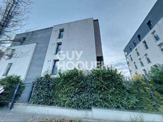 Appartement à louer 1 126 € 3 pièces 2 chambres 69 m² Étage 4/4 Doucettes Garges-lès-Gonesse 95140