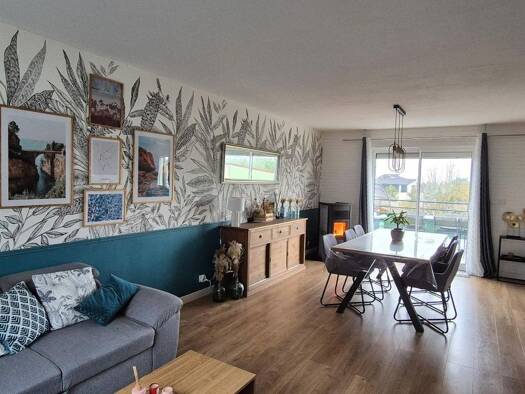 Pavillon à vendre 255 000 € 4 pièces 3 chambres 98 m² 851 m² de terrain Moreuil 80110