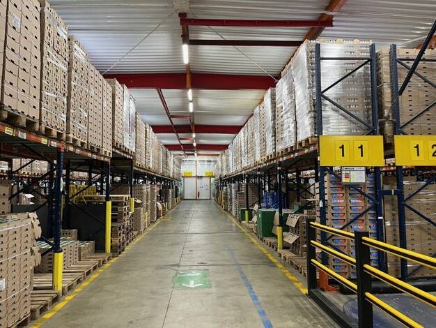 Entrepôt à louer 23 380 € 4 676 m² d'espace de stockage Fontaine-Blanche Chambray-lès-Tours 37170