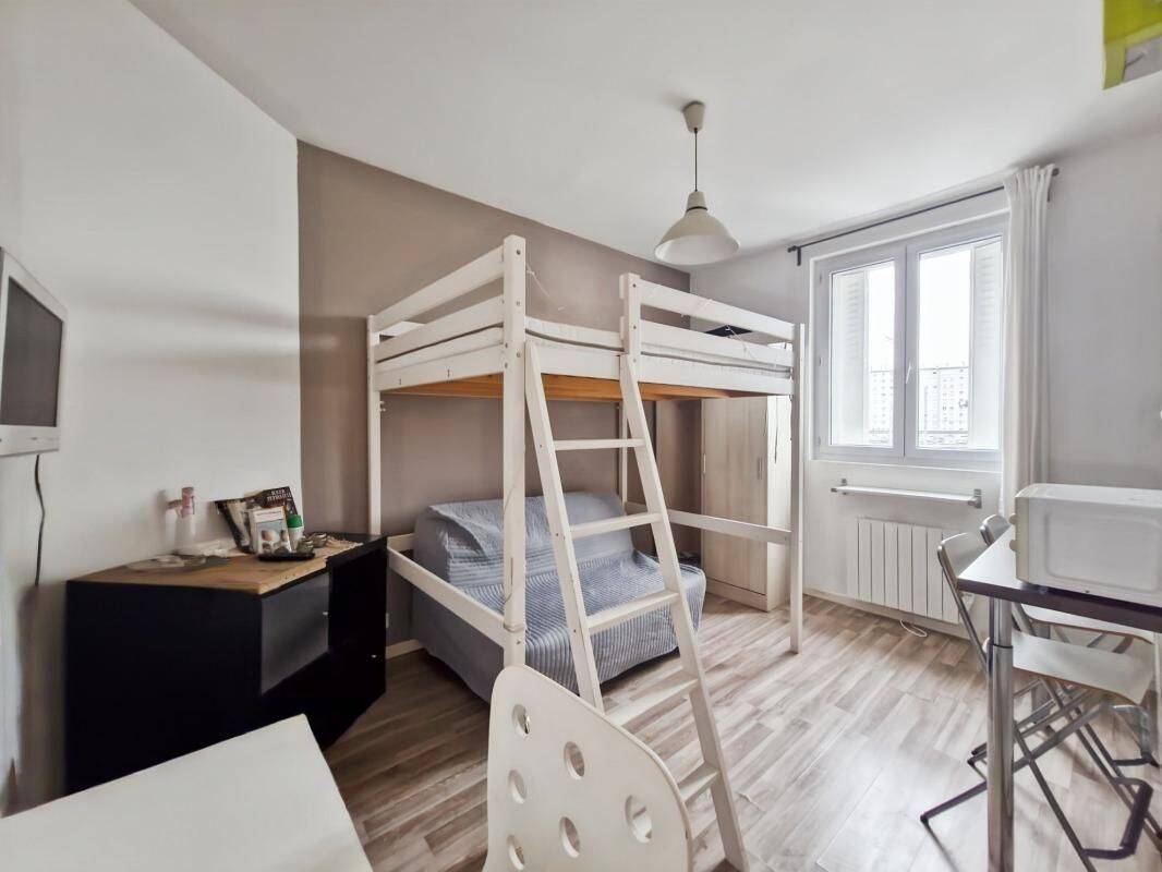 Appartement 1 pièce 17 m² · à Reims · 16,6 m² · 468 €/mois