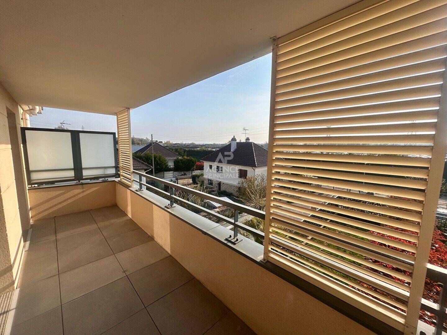 Appartement 2 pièces 41 m² · à Carrières-sous-Poissy · 41,2 m² · 900 €/mois