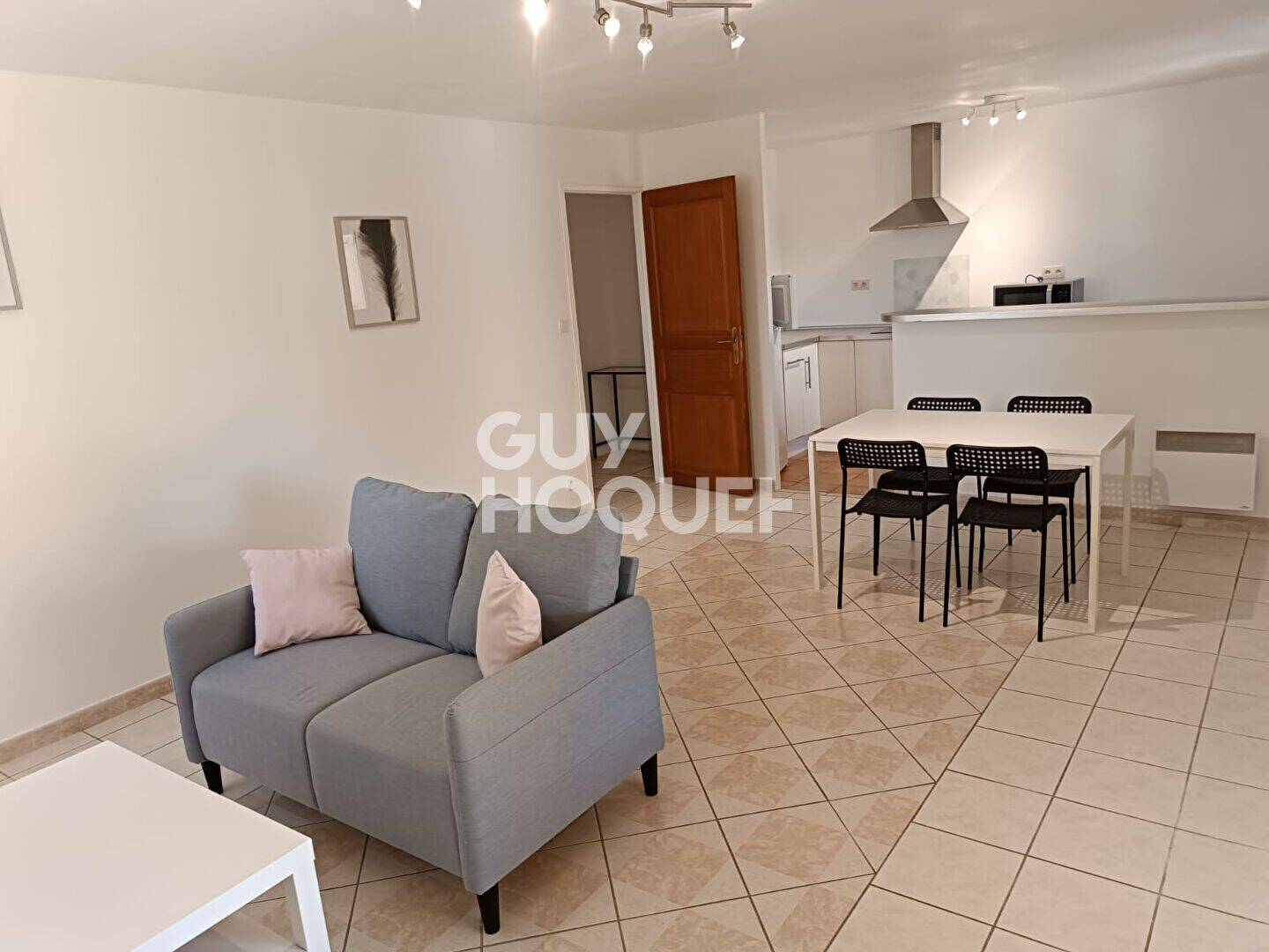 Appartement 2 pièces 60 m² · à Violès · 60 m² · 705 €/mois