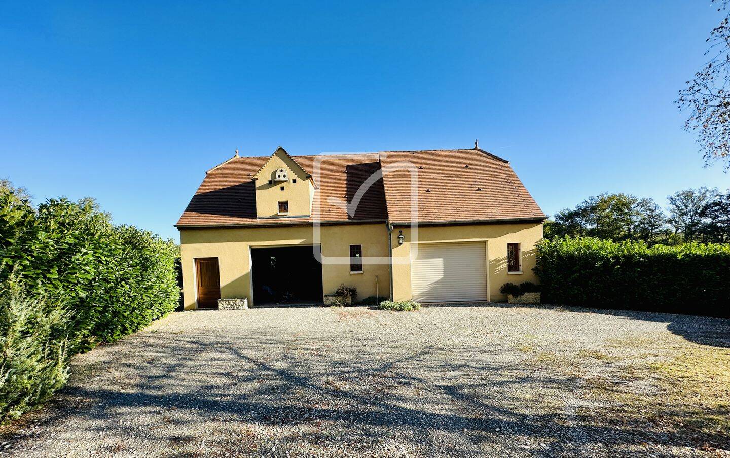 Maison 11 pièces 250 m² · à Gourdon · 250 m² · 360 000 €