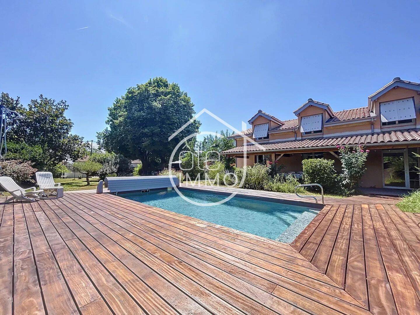 Maison 6 pièces 207 m² · à Saint-Émilion · 207 m² · 469 000 €