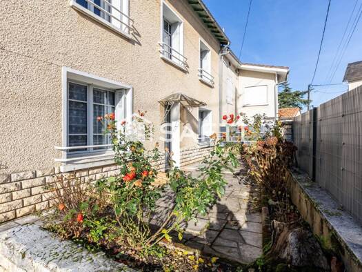 Maison à vendre 137 000 € 5 pièces 3 chambres 113 m² 280 m² de terrain Saint-Amant-de-Bonnieure 16230