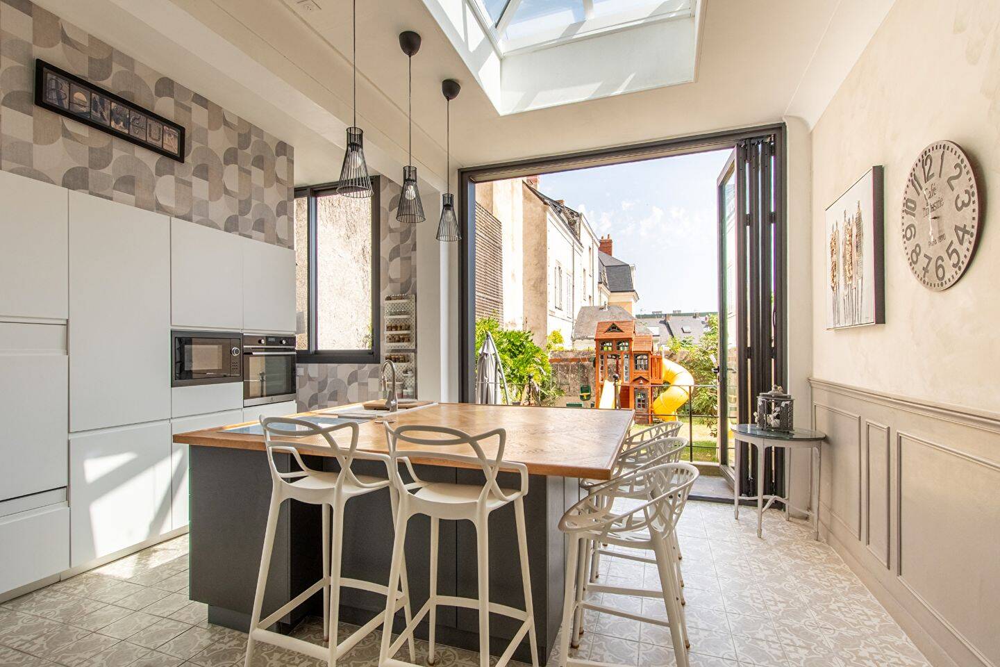 Maison 8 pièces 204 m² · à Angers · 204 m² · 975 000 €