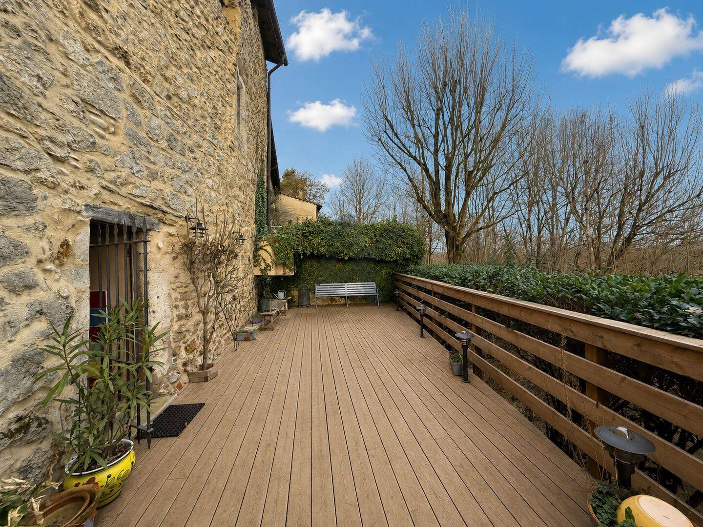 Maison 4 pièces 138 m² · à Pérouges · 138 m² · 299 000 €