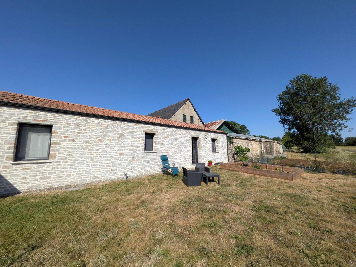 Maison 4 pièces 98 m² · à Sainte-Pazanne · 98 m² · 1 200 €/mois