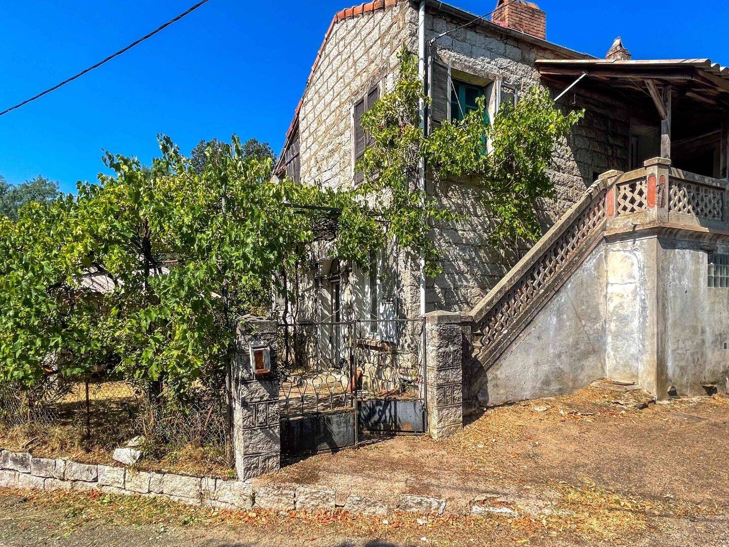 Maison 7 pièces 150 m² · à San-Gavino-Di-Carbini · 150 m² · 195 000 €