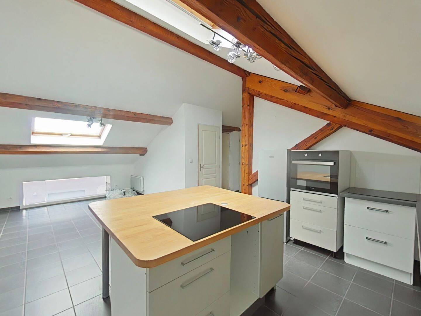 Appartement 2 pièces 28 m² · à Veauche · 28,1 m² · 450 €
