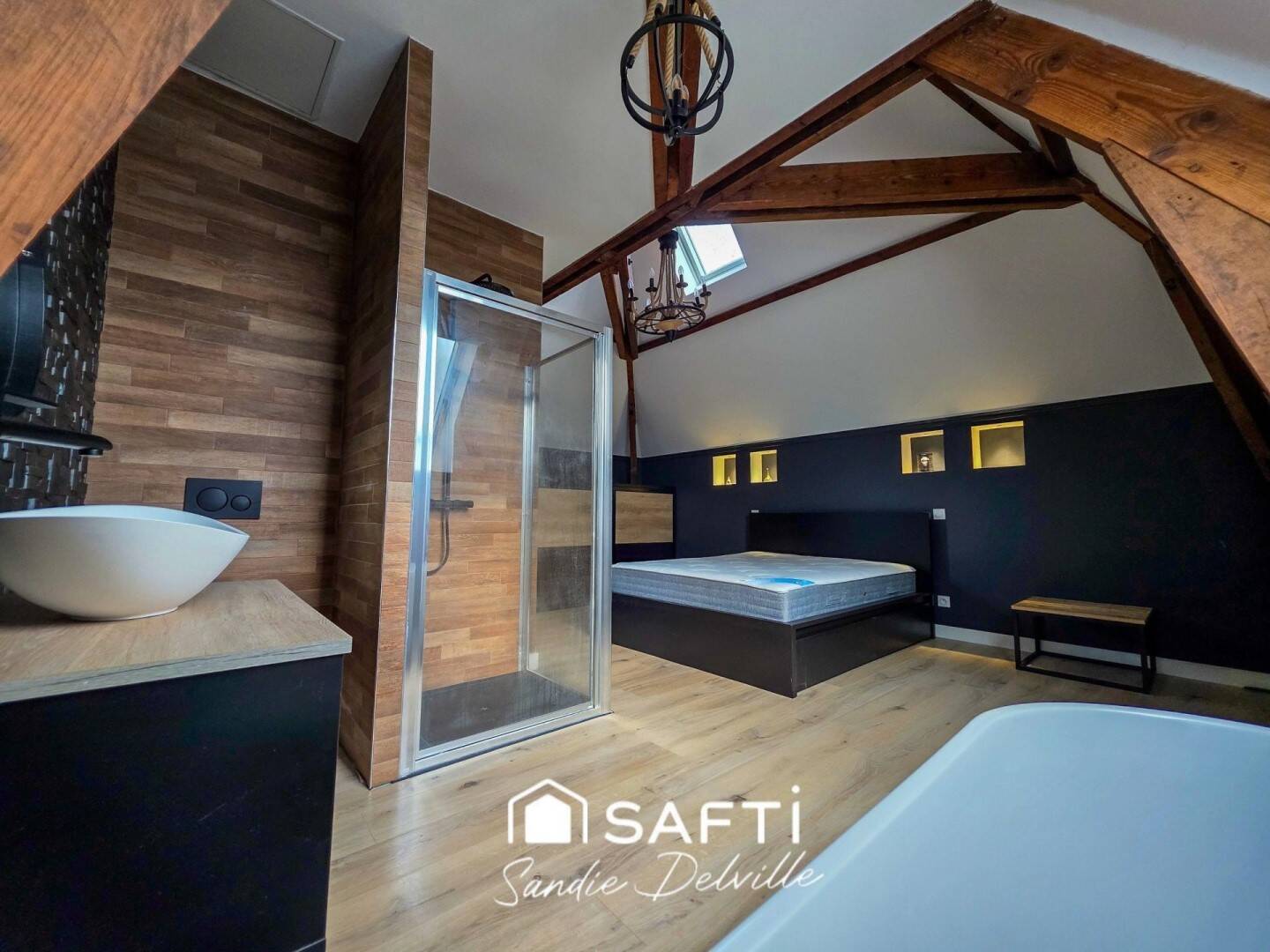 Appartement 4 pièces 124 m² · à Crécy-la-Chapelle · 124 m² · 299 000 €