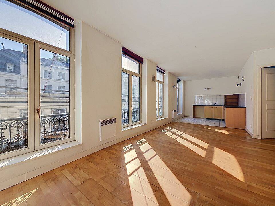 Appartement 2 pièces 53 m² · à Lille · 52,8 m² · 243 000 €