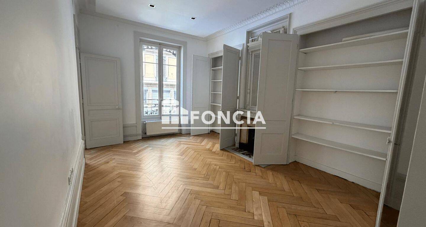 Appartement 3 pièces 85 m² · à Lyon 1er Arrondissement · 84,9 m² · 1 405 €