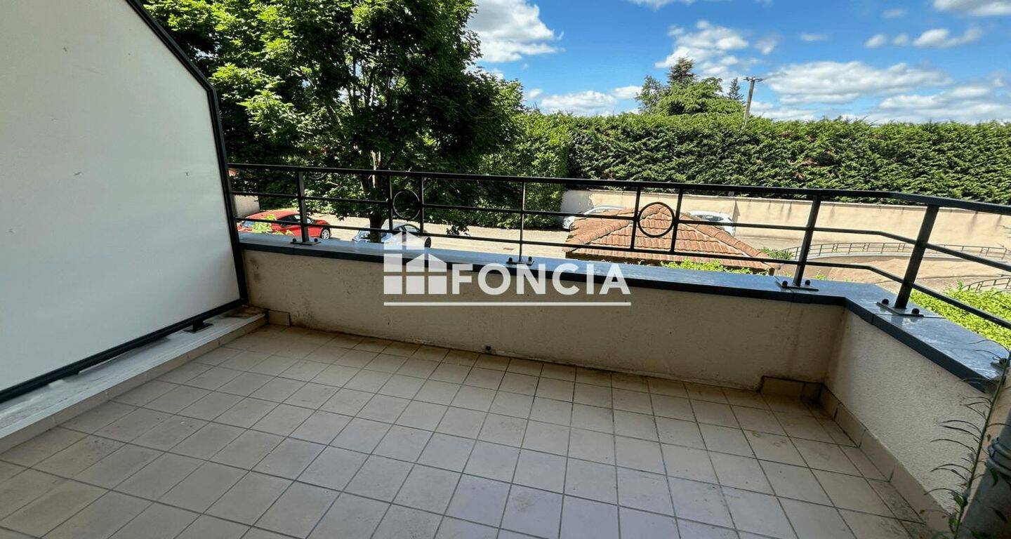 Appartement 2 pièces 47 m² · à Meyzieu · 46,8 m² · 775 €