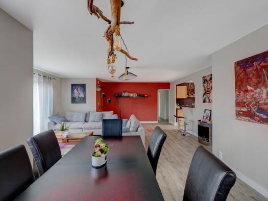 Maison de plain-pied à vendre 405 990 € 8 pièces 6 chambres 164 m² 3 300 m² de terrain Divatte-sur-Loire 44450