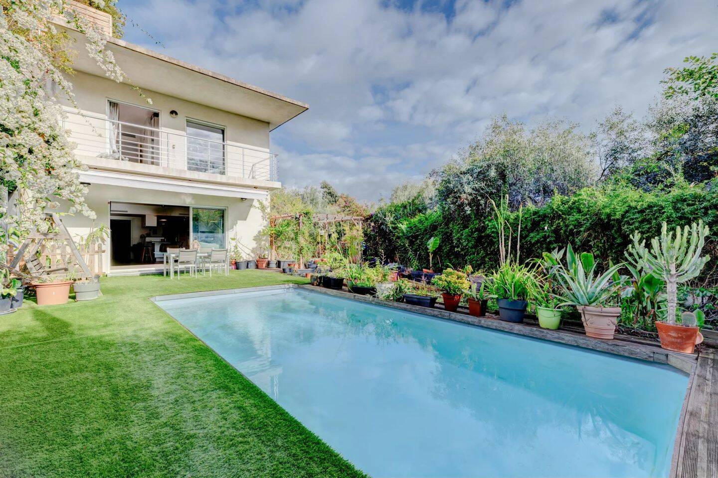 Maison 10 pièces 272 m² · à Nice · 272 m² · 1 490 000 €
