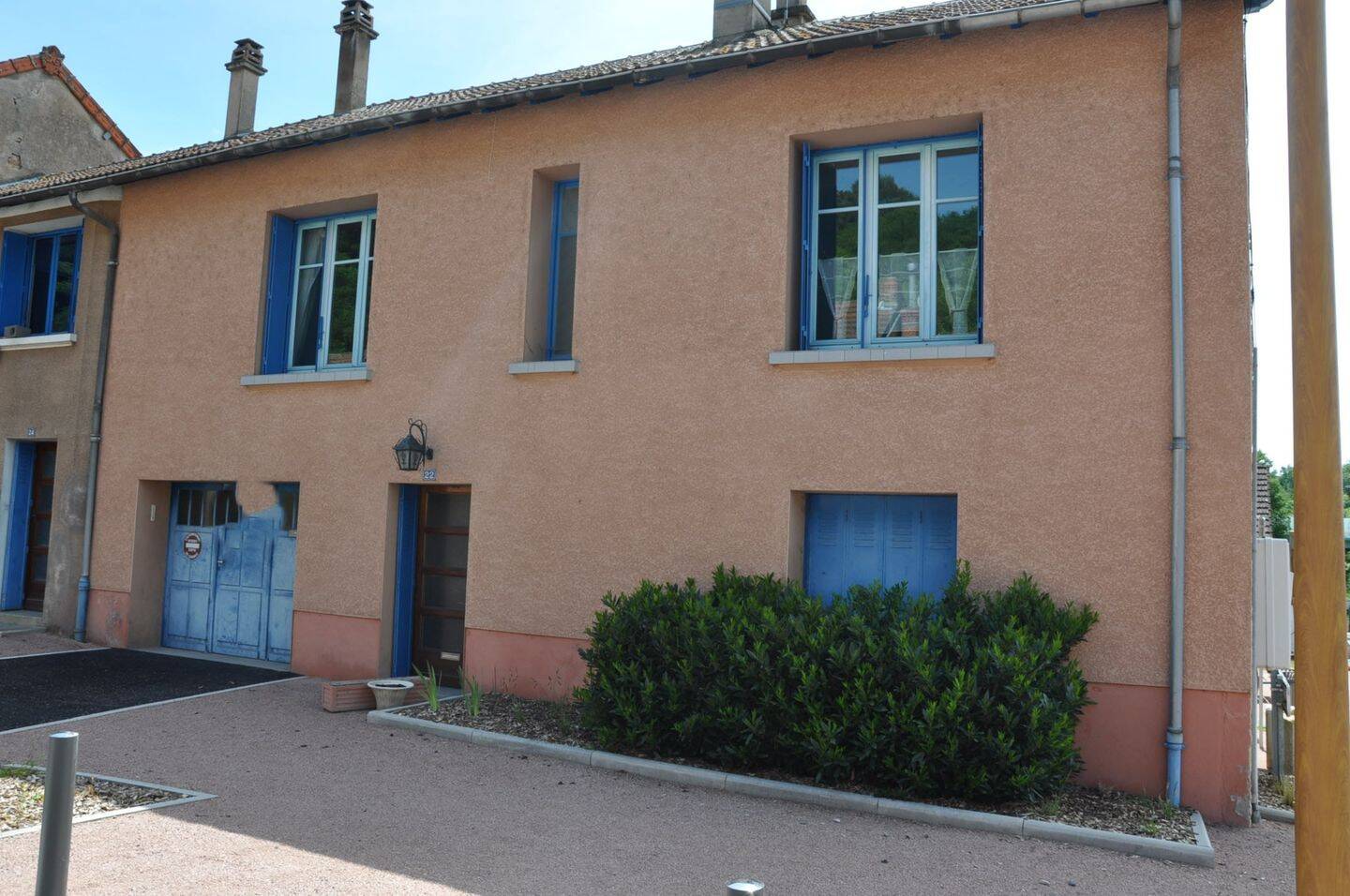 Maison 4 pièces 92 m² · à Lapalisse · 92 m² · 76 000 €