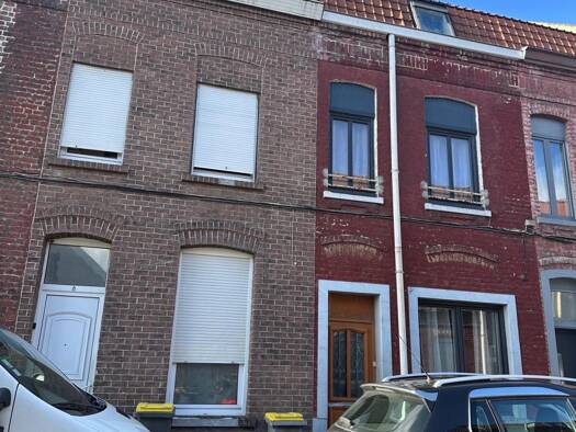 Maison de ville à vendre 75 000 € 5 pièces 3 chambres 90 m² 90 m² de terrain Pile Roubaix 59100