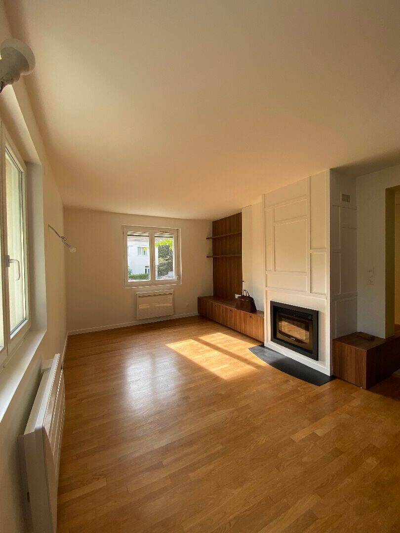 Maison Dijon — 2