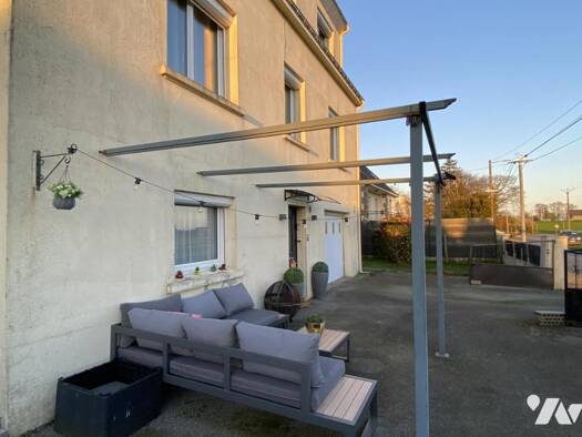 Maison à vendre 147 000 € 6 pièces 5 chambres 137 m² 776 m² de terrain Saint-Gonnery 56920