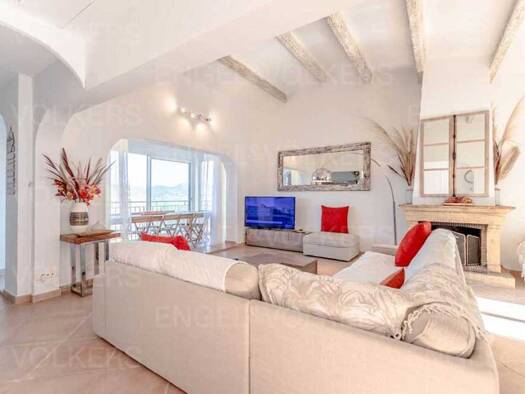 Immeuble à vendre 850 000 € 107 m² Cogolin 83310