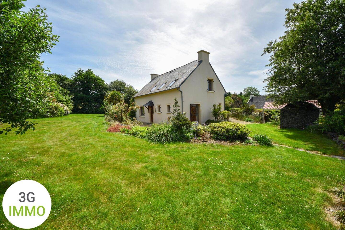 Maison 5 pièces 130 m² · à Lampaul-Guimiliau · 130 m² · 269 000 €