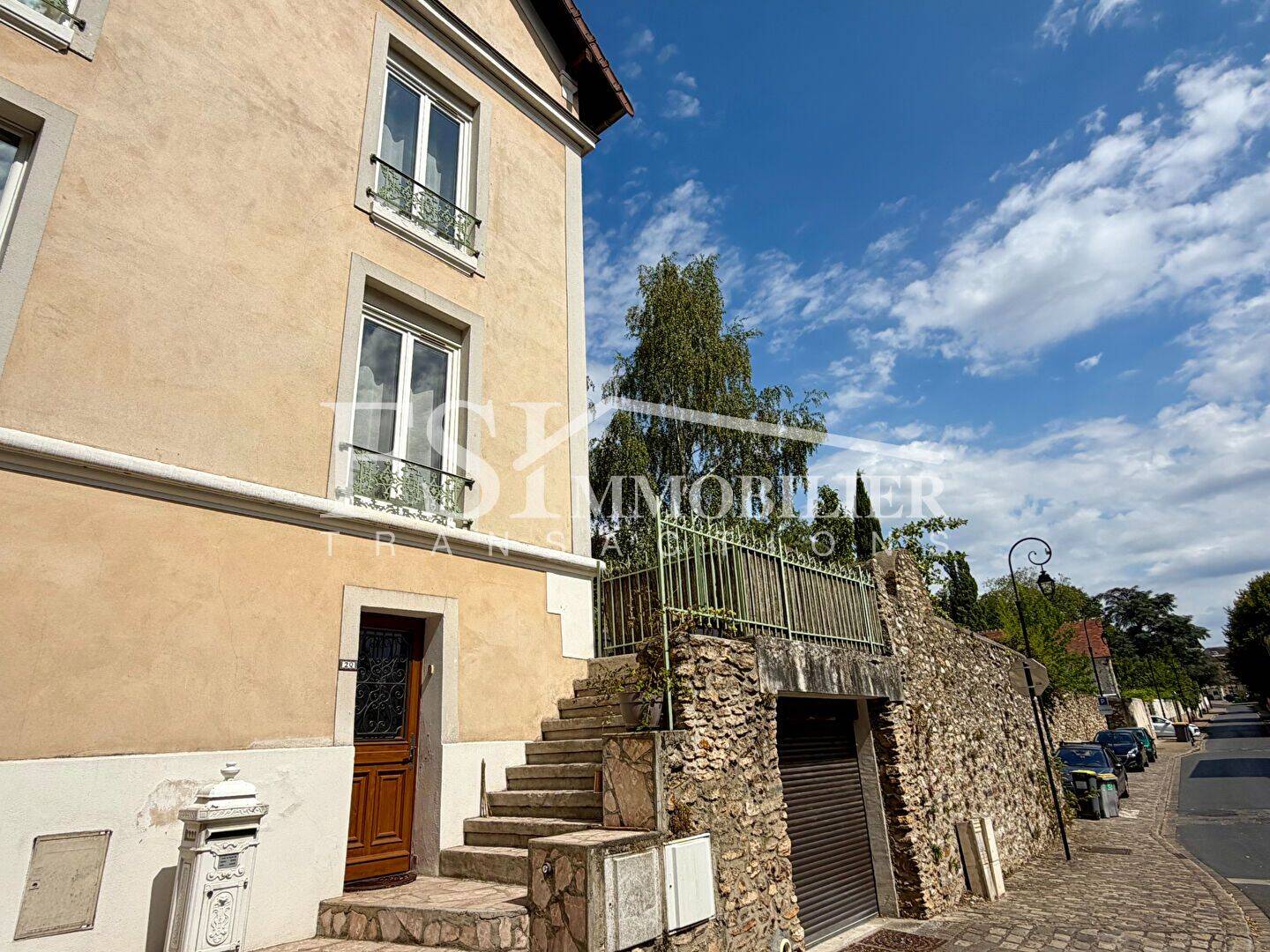 Maison 5 pièces 118 m² · à Saint-Prix · 118 m² · 438 900 €
