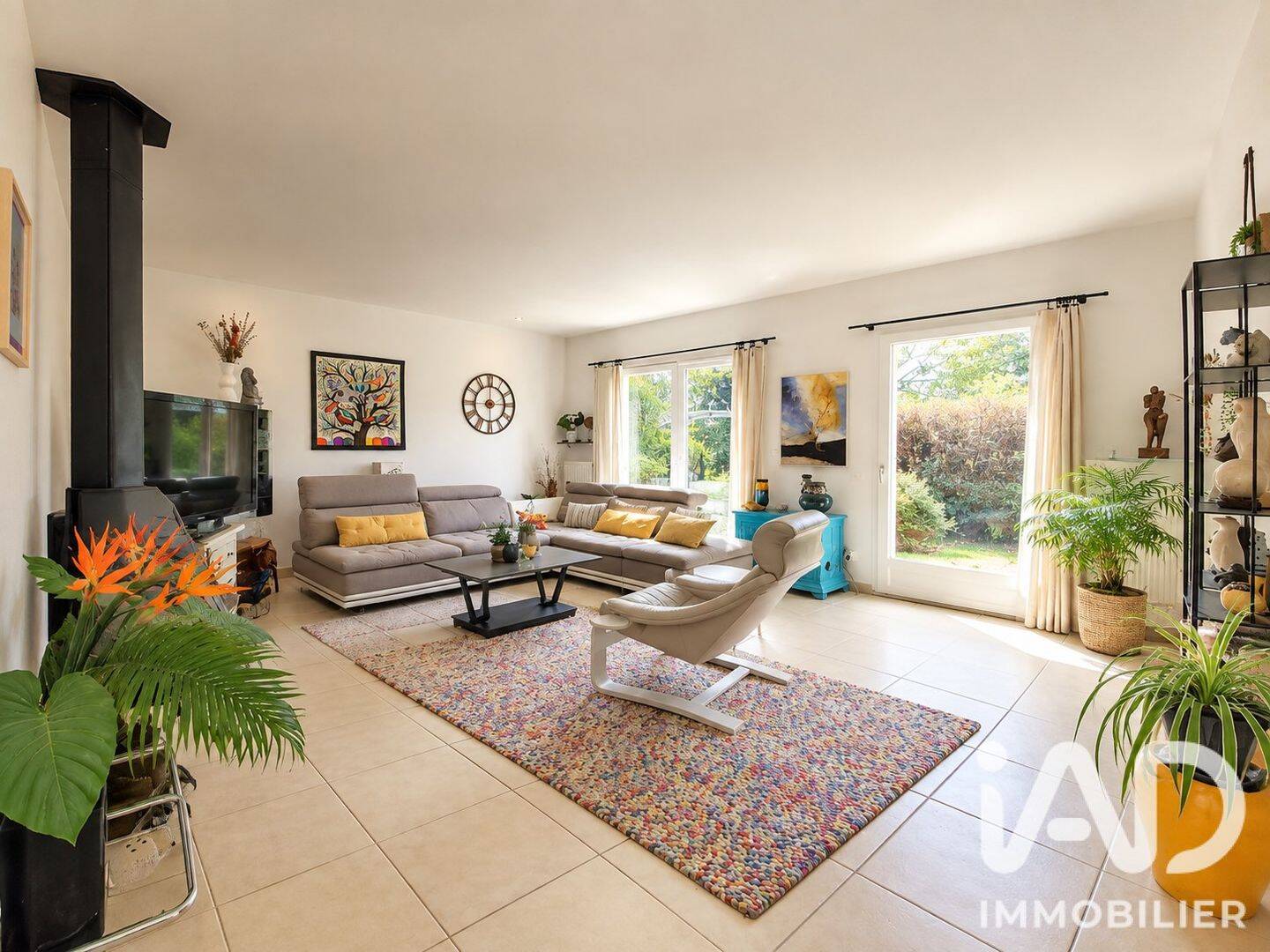Maison 7 pièces 156 m² · à Le Mesnil-Saint-Denis · 156,2 m² · 615 000 €
