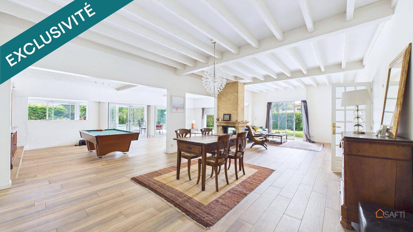 Maison 7 pièces 270 m² · à Saint-Aubin-de-Médoc · 270 m² · 646 000 €