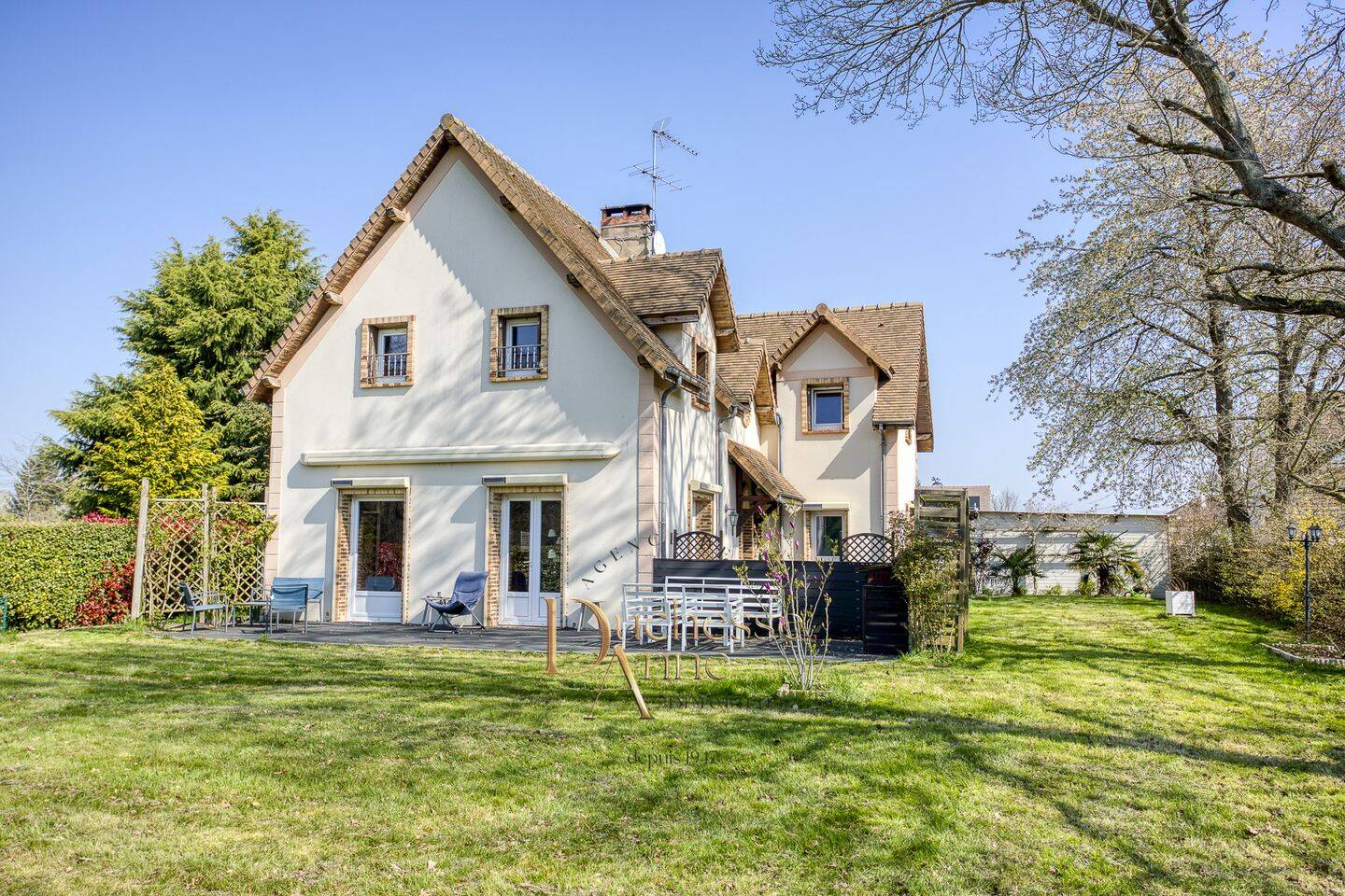 Maison 6 pièces 185 m² · à Gambais · 185 m² · 580 000 €
