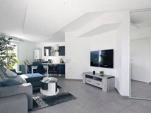 Appartement à vendre 290 000 € 4 pièces 3 chambres 80 m² RDC/3 Lentilly 69210