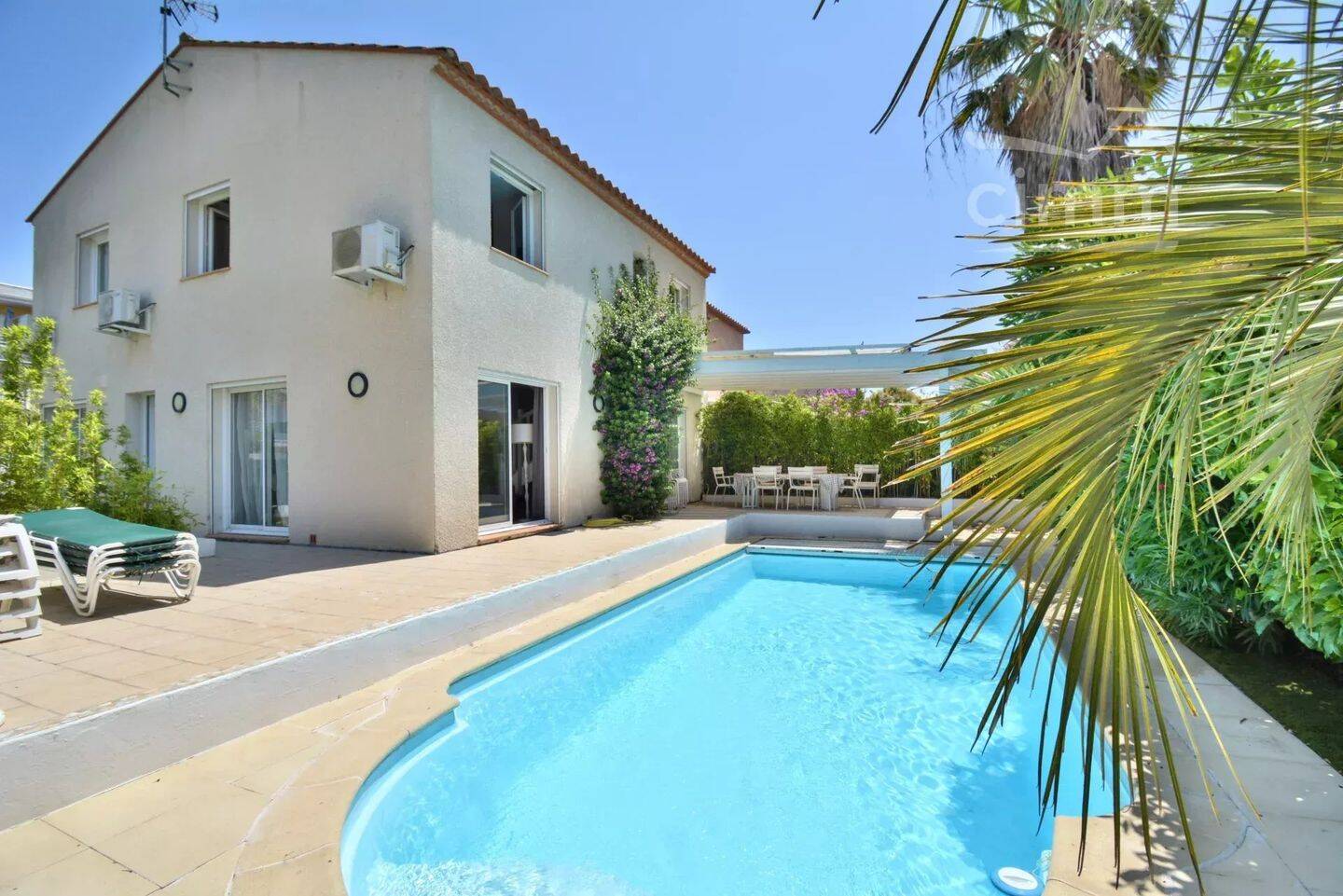 Maison 8 pièces 129 m² · à Saint-Cyprien · 129,1 m² · 499 000 €