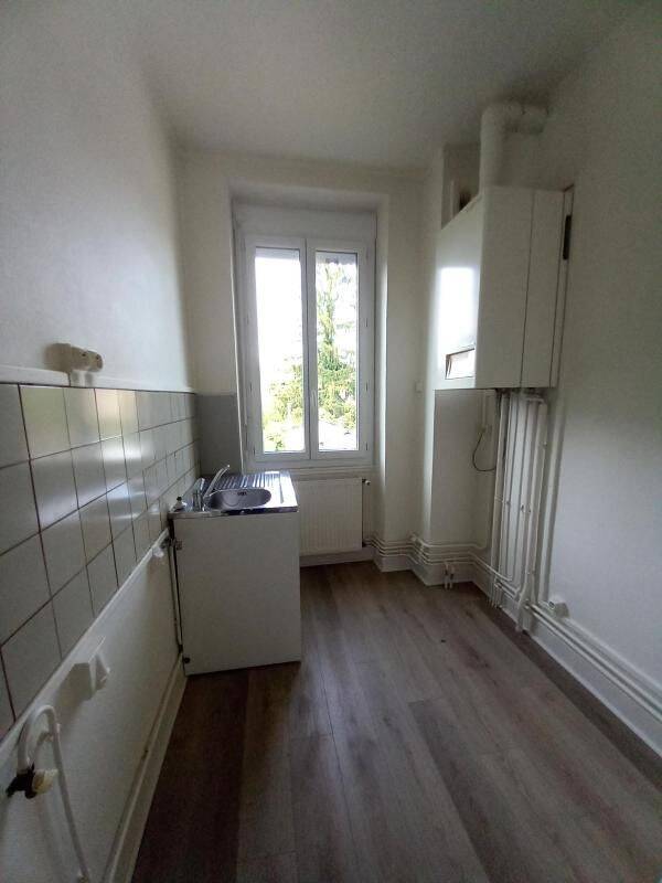 Appartement 1 pièce 49 m² · à Gueugnon · 49 m² · 420 €