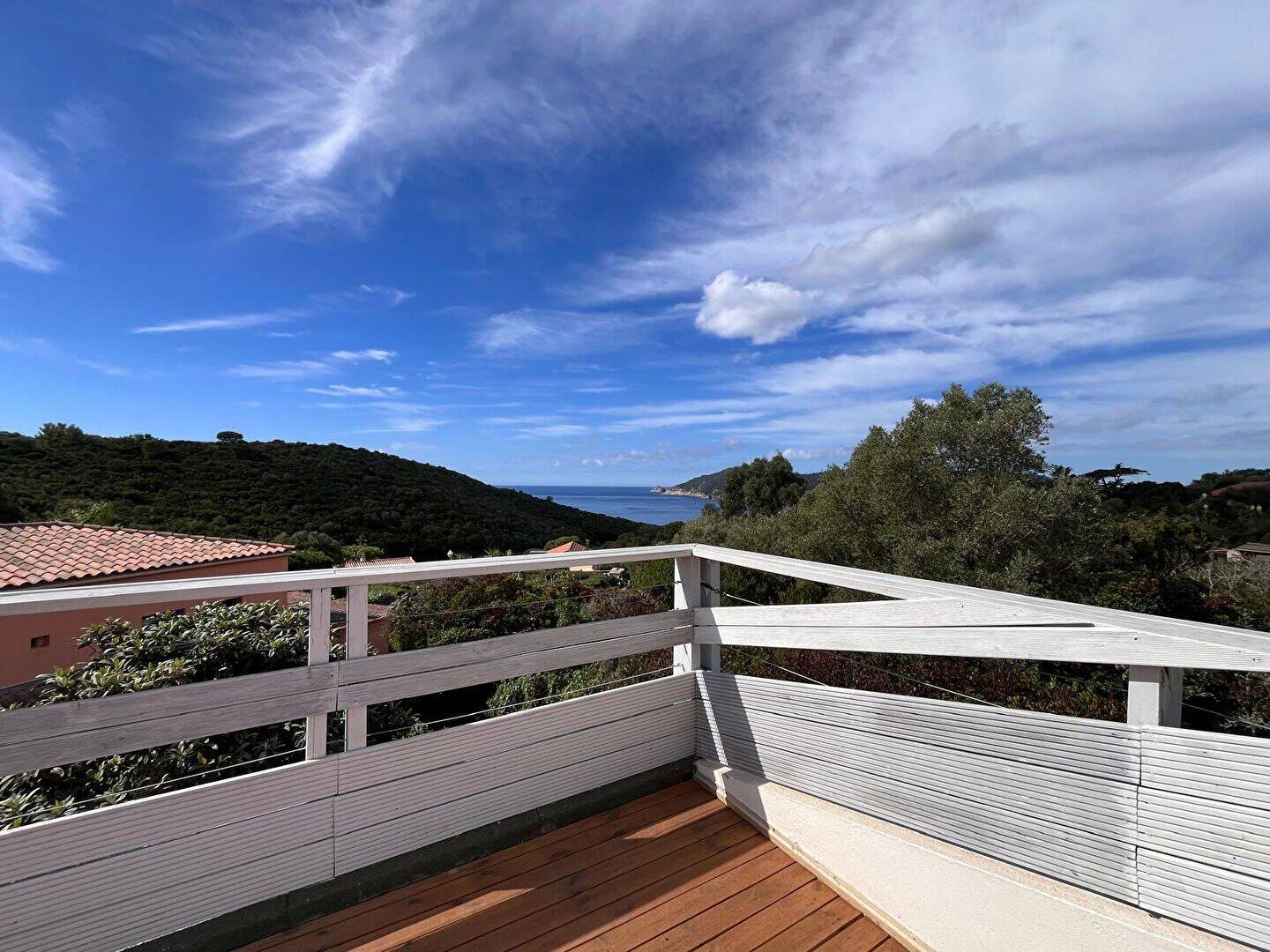 Maison 5 pièces 174 m² · à Hyères · 174 m² · 889 200 €