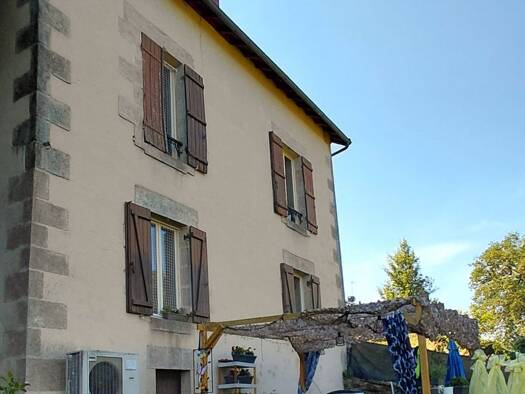 Maison à vendre 163 000 € 6 pièces 3 chambres 120 m² 721 m² de terrain Razès 87640