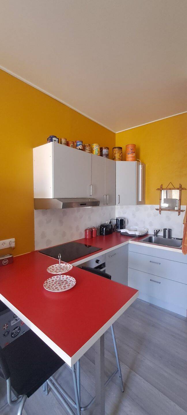 Appartement 1 pièce 27 m² · à Clermont-l'Hérault · 27 m² · 460 €