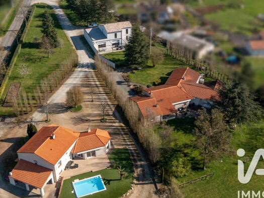 Terrain constructible viabilisé à vendre 85 000 € 1 307 m² de terrain Montrevault-sur-Èvre 49600