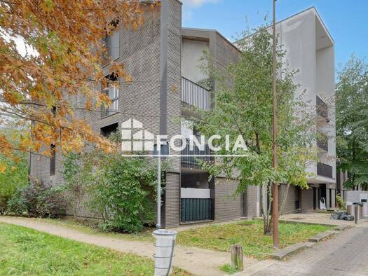 Appartement à vendre 134 900 € 2 pièces 1 chambre 46,4 m² Étage 3/3 Mairie-Gare Ris-Orangis 91130