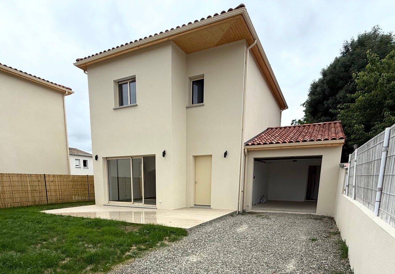 Maison 5 pièces 140 m² · à Frouzins · 140 m² · 370 000 €