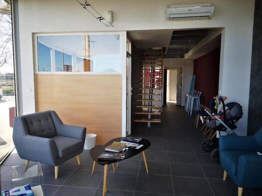 Local commercial à louer 2 128 € 121 m² de surface de vente Ecarts Narbonne 11100