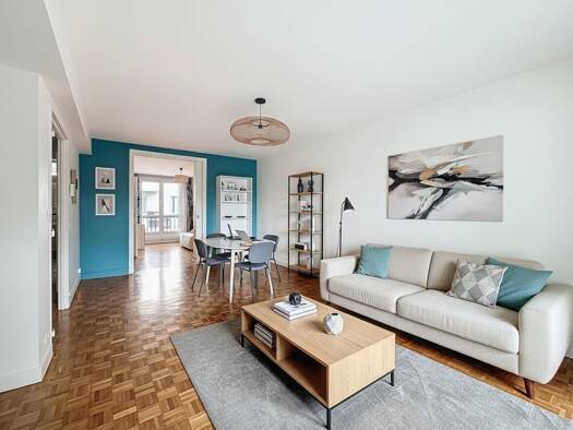 Appartement à vendre 196 500 € 3 pièces 2 chambres 76 m² Étage 1/2 Rabelais-Tonnellé Tours 37000