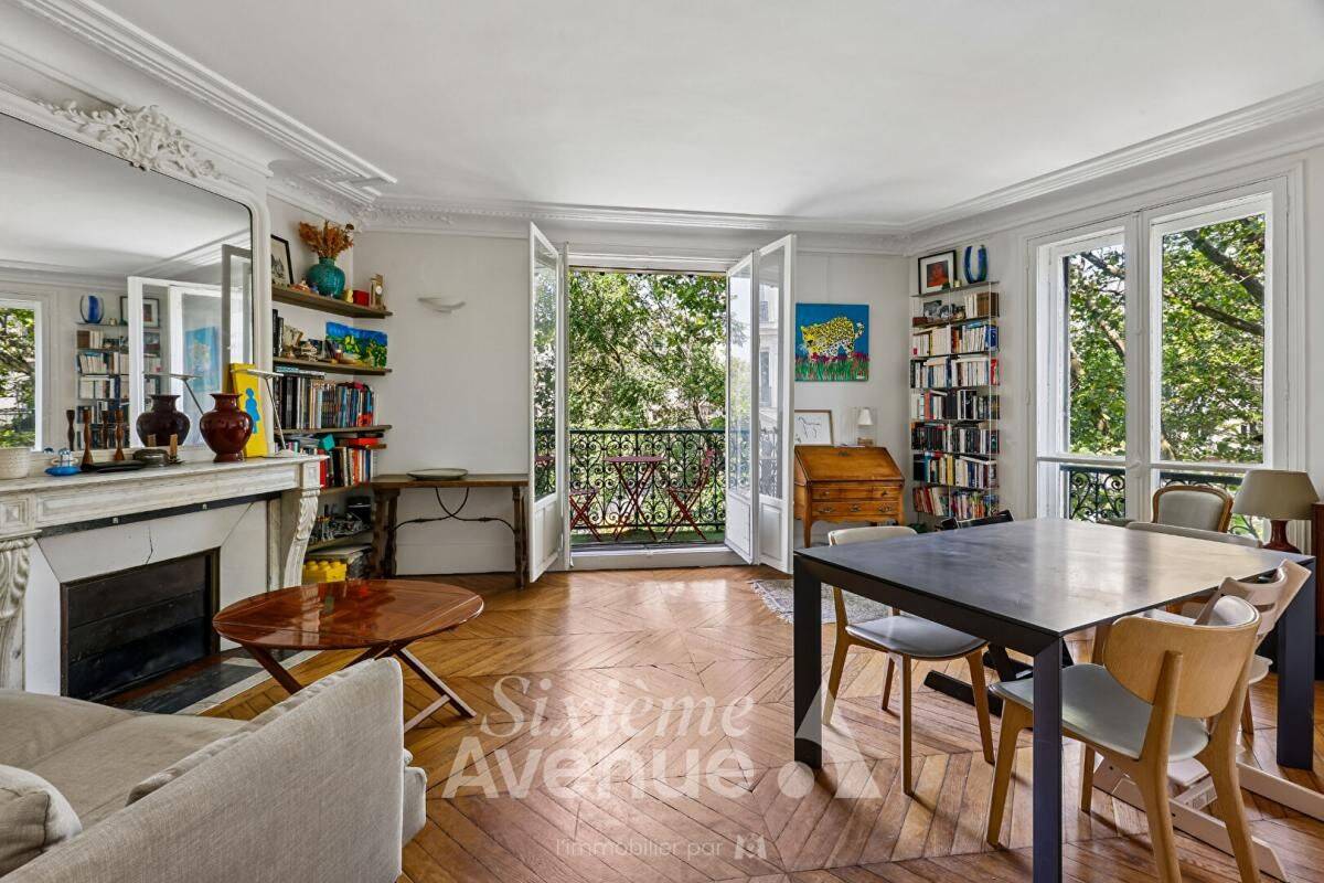 Appartement 3 pièces 79 m² · à Paris 10ème Arrondissement · 79 m² · 2 750 €
