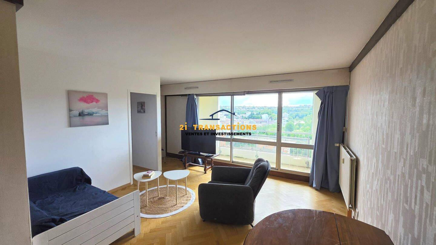 Appartement 6 pièces 117 m² · à Saint-Étienne · 117 m² · 149 000 €