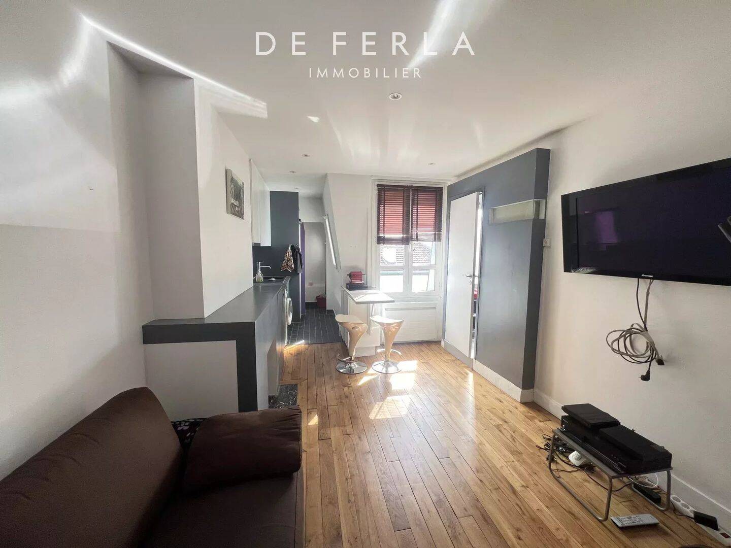 Appartement 2 pièces 34 m² · à Paris 14ème Arrondissement · 34,3 m² · 1 400 €