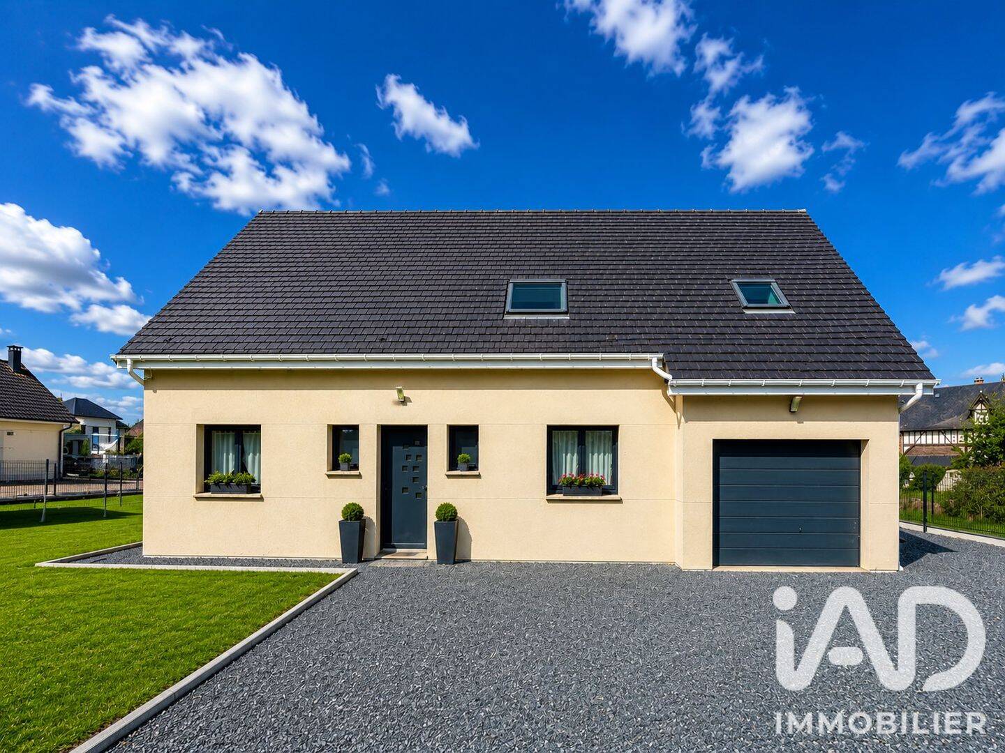 Maison 7 pièces 146 m² · à Le Thuit de l'Oison · 146 m² · 345 000 €